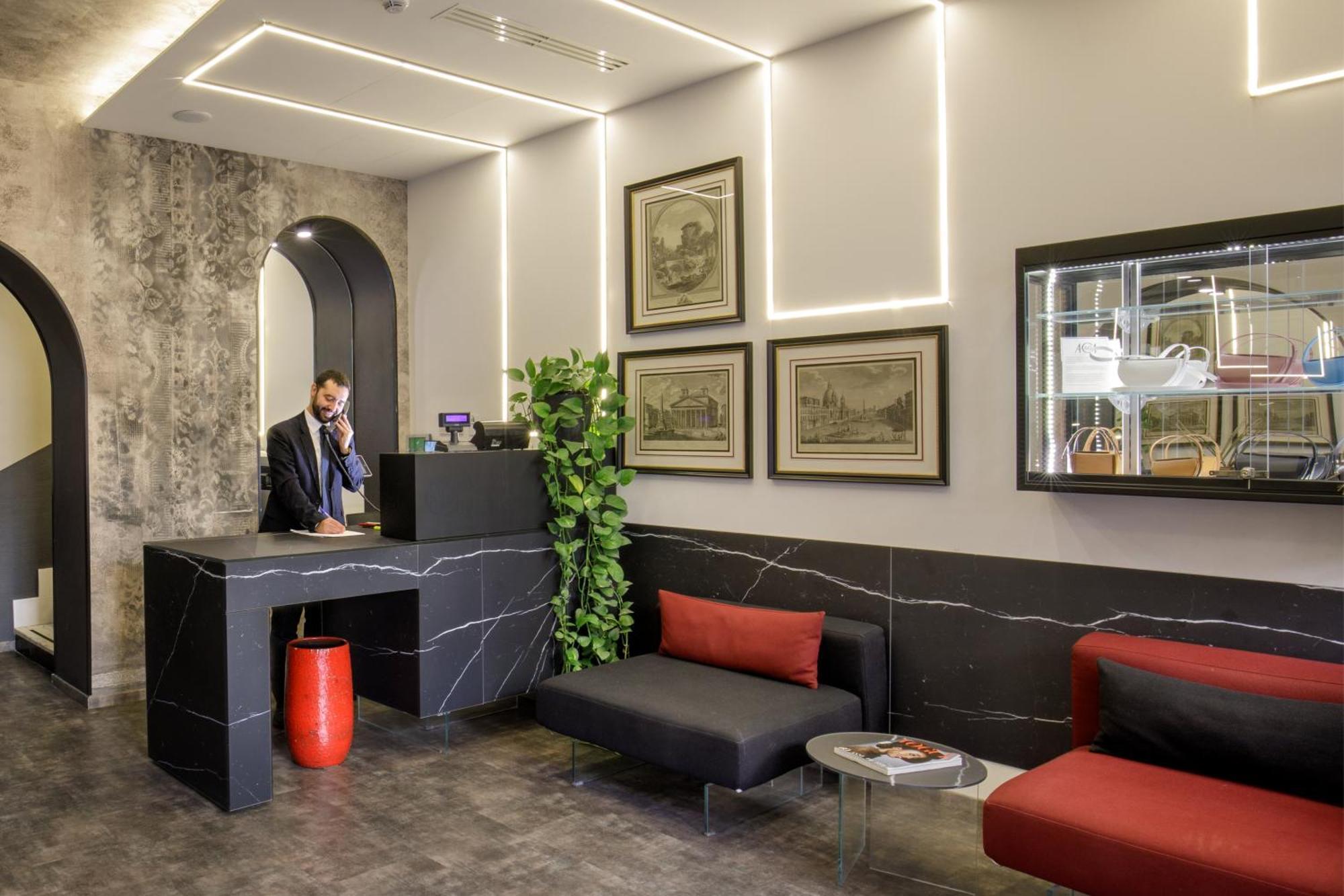 Hotel Regno Roma Exterior foto