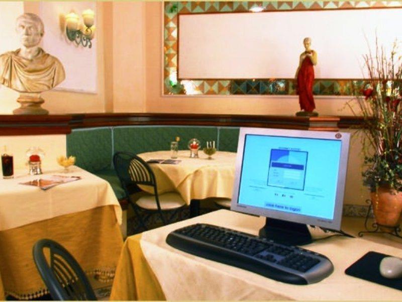 Hotel Regno Roma Exterior foto