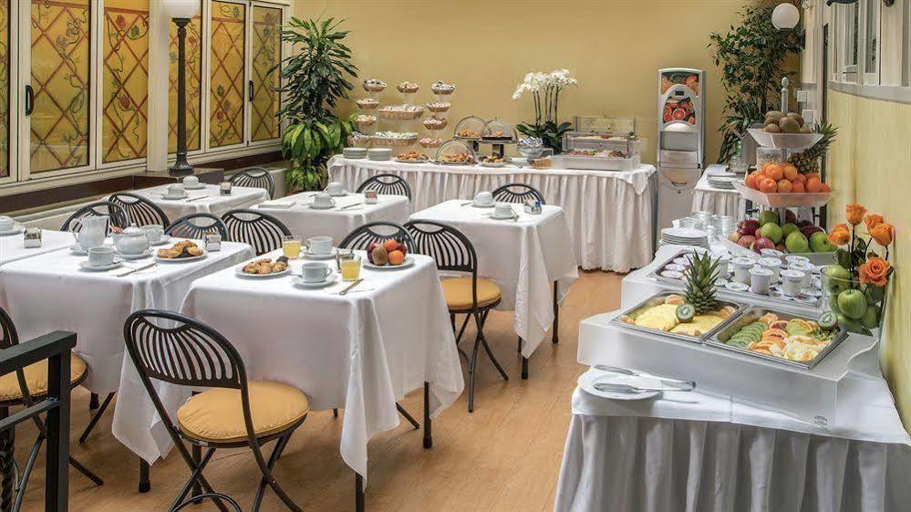 Hotel Regno Roma Exterior foto